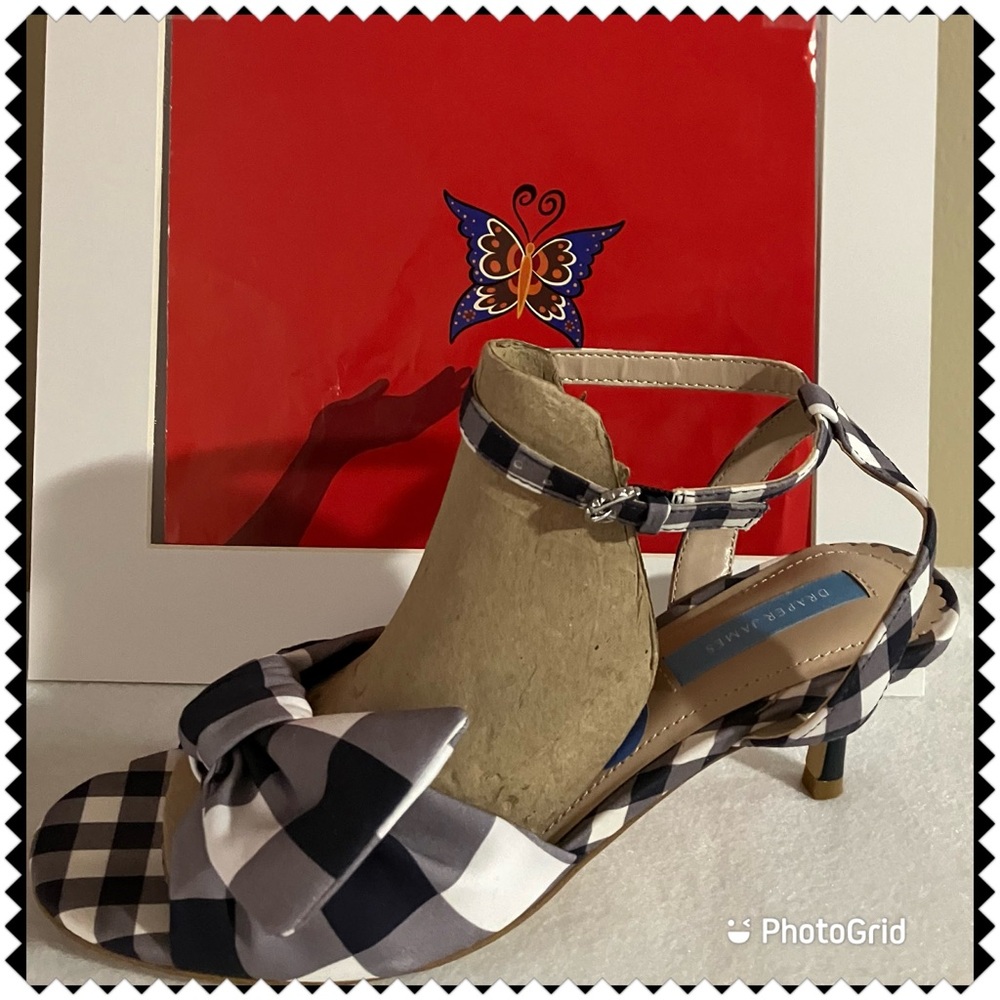 Draper James, cute, strappy Preston, gingham bow sandals. NWOT. Sz 7 1/2